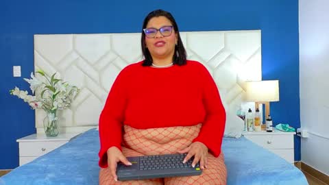 Selenna Cooper online show from May 31, 3:49 am