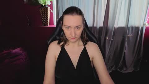 selestiasonata online show from June 24, 1:23 am