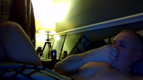 selfsucker28772 online show from February 14, 8:00 pm