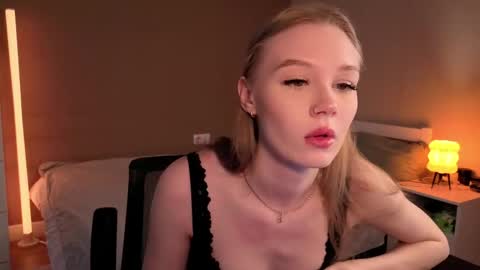 Selina online show from May 1, 12:10 pm