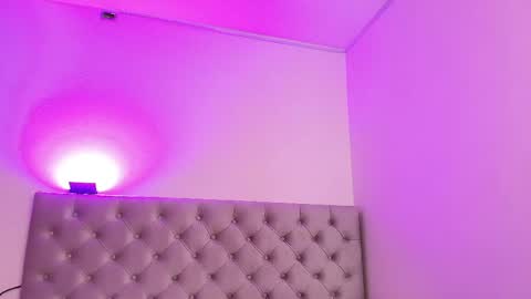 SELINA  online show from April 14, 9:07 pm