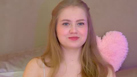 SelinSwarovski online show from September 26, 6:49 pm