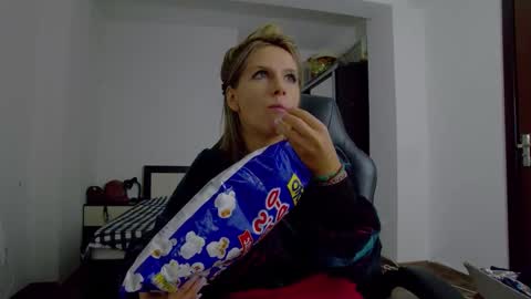 sellena_angels online show from September 29, 6:40 pm