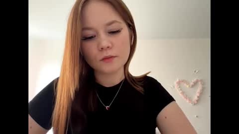 Lily online show from June 5, 6:52 am