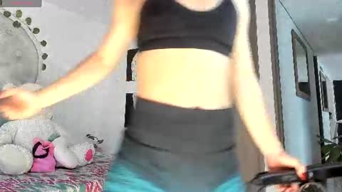 Selyn online show from June 11, 11:08 am
