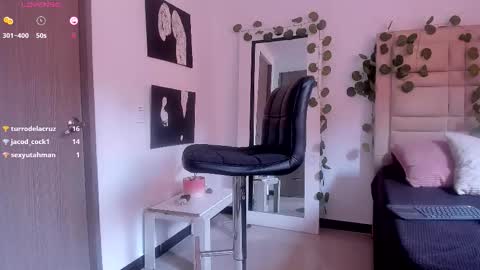 Selyn online show from March 17, 7:08 pm