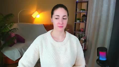 sensitiveheartt online show from November 20, 7:22 pm