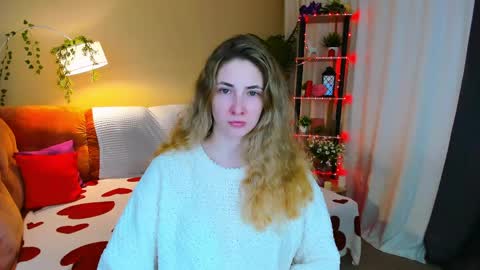 sensitiveheartt online show from April 9, 11:27 am