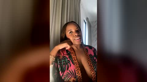 sensualprima online show from January 15, 8:34 am