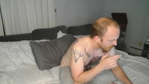 Snapshot of sensuoussativas chatting on September 27, 1:25 am The Sensuous Sativas online show from September 27, 1:25 am