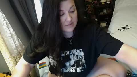 Tara online show from November 22, 2:37 pm