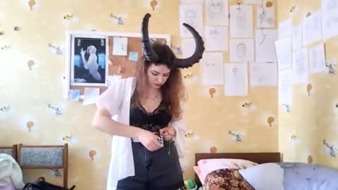 May online show from February 24, 8:17 am