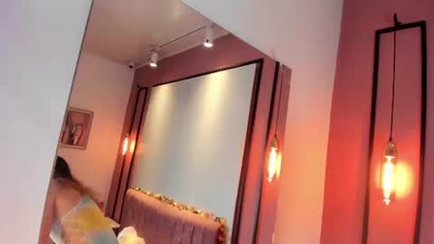 seraphine_nyx online show from July 24, 9:12 pm