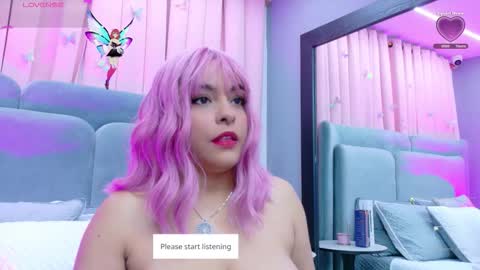 Snapshot of serena_15 chatting on September 15, 12:39 pm Serena online show from September 15, 12:39 pm