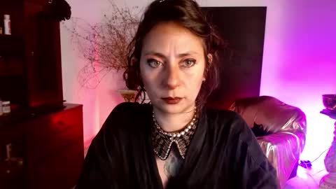 Snapshot of serena_xyz chatting on September 27, 7:22 pm Serena Xyz online show from September 27, 7:22 pm