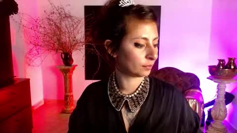 Snapshot of serena_xyz chatting on September 28, 7:23 pm Serena Xyz online show from September 28, 7:23 pm