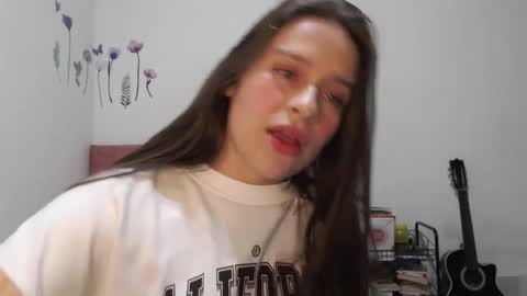 serenity_crystal online show from March 21, 12:05 am