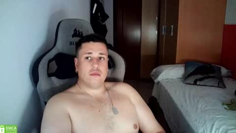 Snapshot of sergio95n chatting on September 17, 1:58 pm Pollos online show from September 17, 1:58 pm