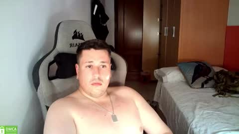 Snapshot of sergio95n chatting on September 20, 3:37 pm Pollos online show from September 20, 3:37 pm