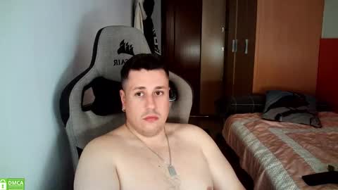 Snapshot of sergio95n chatting on October 27, 3:01 pm Pollos online show from October 27, 3:01 pm