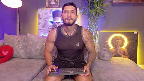 HEY IM SETH online show from April 7, 6:10 pm