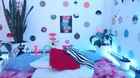 samy online show from December 3, 10:23 am