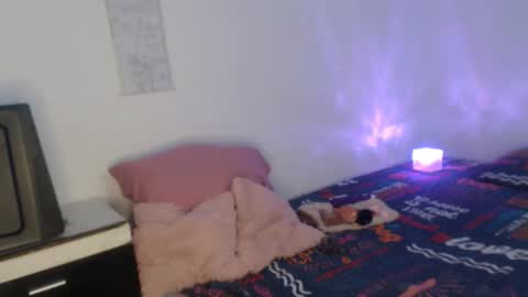 Snapshot of sex_forever77 chatting on October 22, 12:03 am Karol y antony online show from October 22, 12:03 am