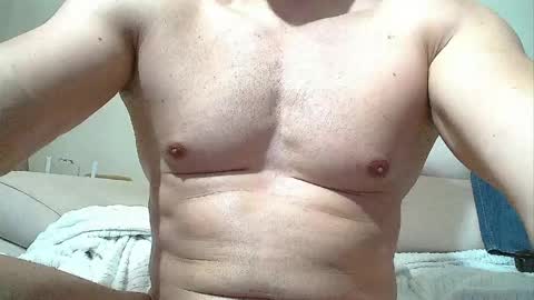 SEX MACHINE 19 online show from May 19, 6:26 pm