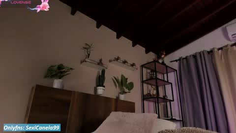 ... Camila ... online show from March 24, 1:06 pm