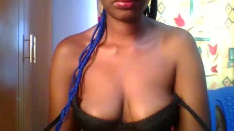 Maggie online show from November 25, 12:15 pm