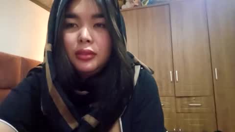 sexinlove19 online show from December 2, 5:59 am