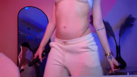 Snapshot of sextezi chatting on January 27, 4:01 pm sextezi online show from January 27, 4:01 pm