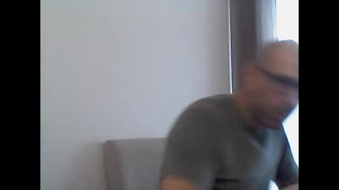 Snapshot of sexualman1900 chatting on October 8, 10:21 am sexualman1900 online show from October 8, 10:21 am