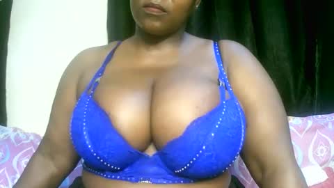 sexxi_ebony online show from April 30, 8:57 pm