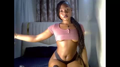 sexxy lily22 online show from May 6, 2:06 am
