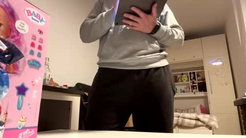 sexy30031986 online show from December 6, 11:52 pm