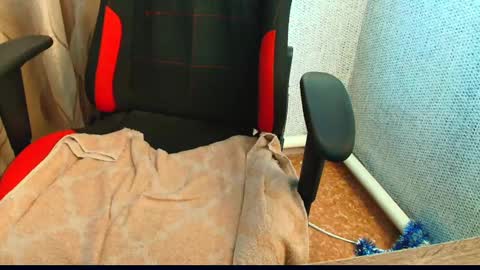 Jessica  Face only in pvt or in snapchat Dont ask more.... online show from March 6, 1:14 pm