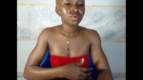 sexy_bluey247 online show from October 18, 9:52 pm