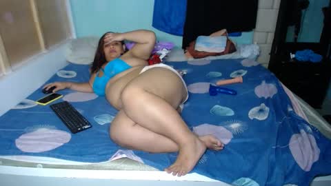 sexy_charlotte22 online show from December 24, 6:00 am