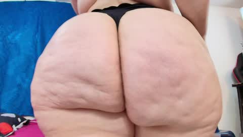 karla           instagram  online show from April 4, 4:36 pm