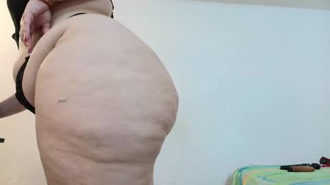 karla           instagram  online show from February 20, 8:14 pm