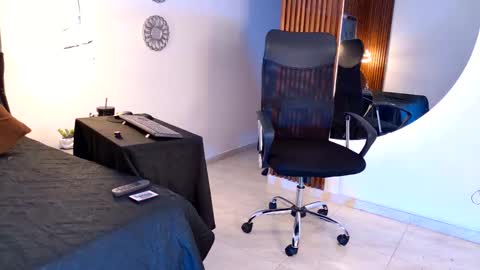 Dafne online show from January 7, 1:16 pm