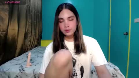 sexy_jasmin08 online show from June 5, 9:09 pm