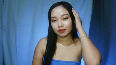 sexy_kella1 online show from December 4, 11:32 am