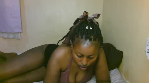 sexy_latasha online show from March 3, 6:37 pm