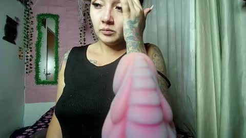 sexy lolas online show from March 26, 5:13 am