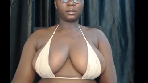 zoe online show from March 28, 6:20 pm