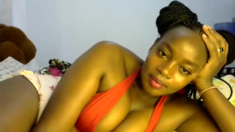 laura online show from February 10, 6:53 am