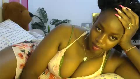 laura online show from September 15, 1:56 pm