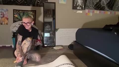 Ollie online show from May 11, 6:27 pm
